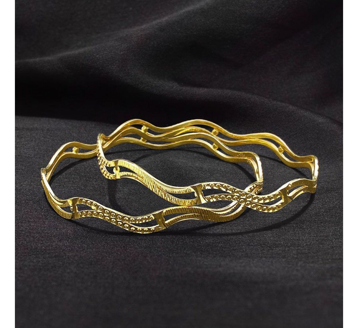 Innovation Gold Bangles