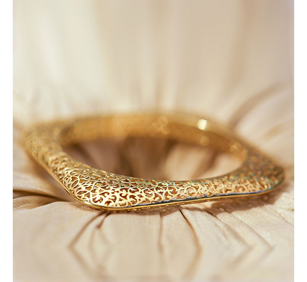 Vision Gold Bangles