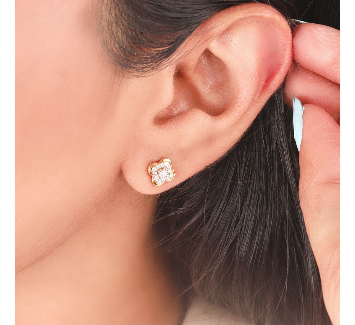 Emblematic Diamond Earrings