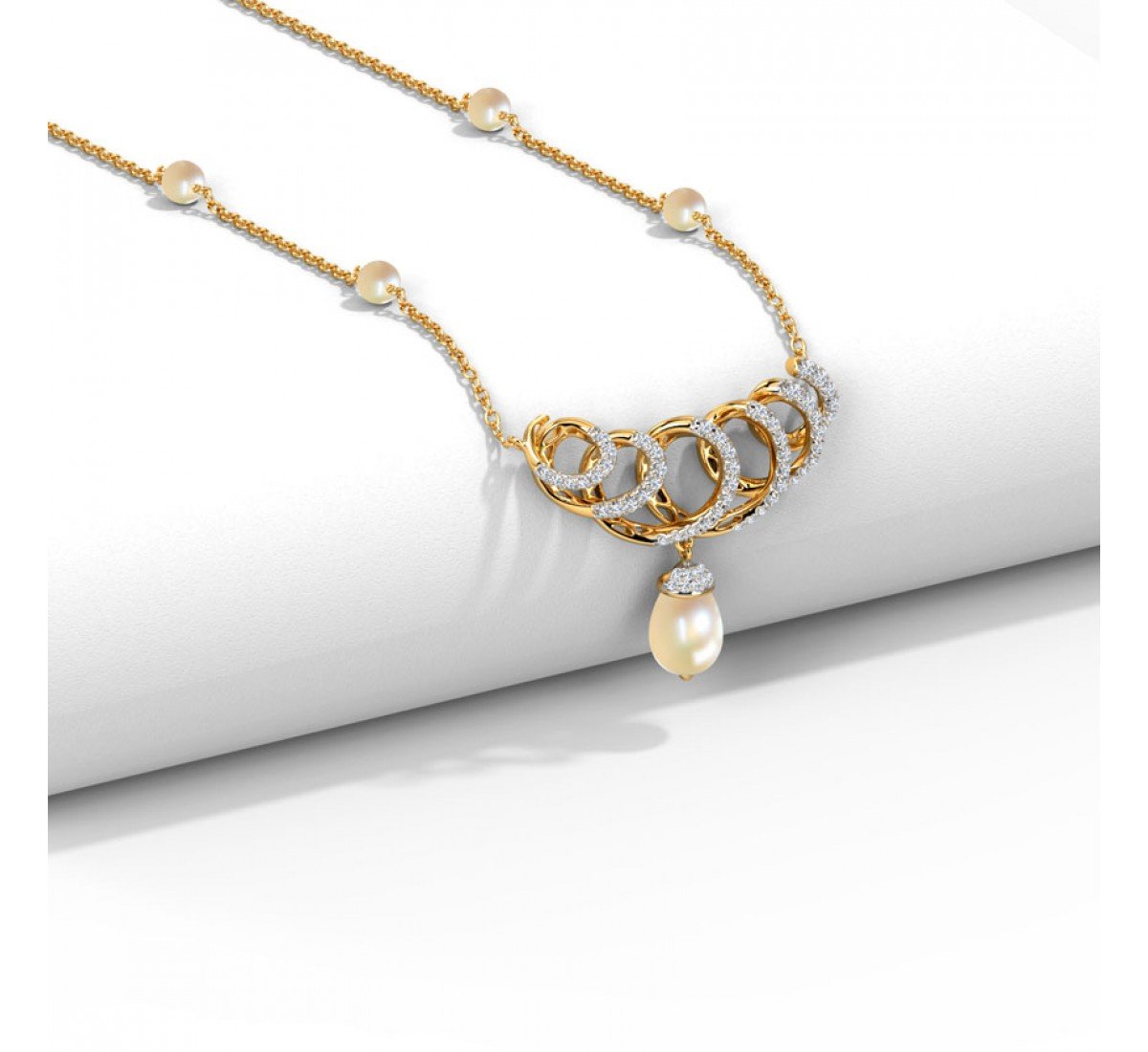 Unveil Trail Pearl Necklace