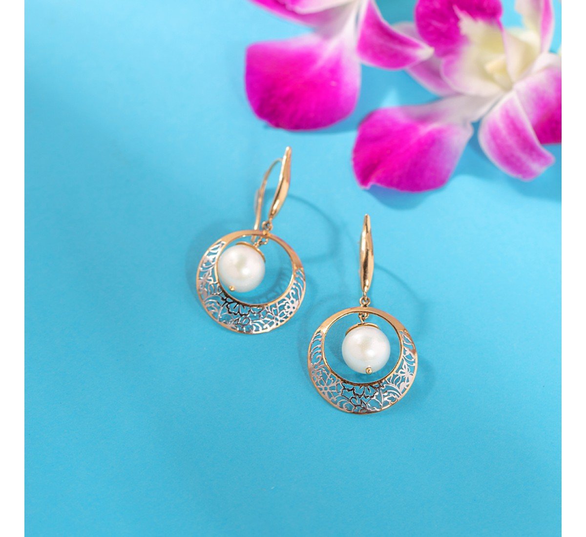 Nymeris Pearl Drop Earrings