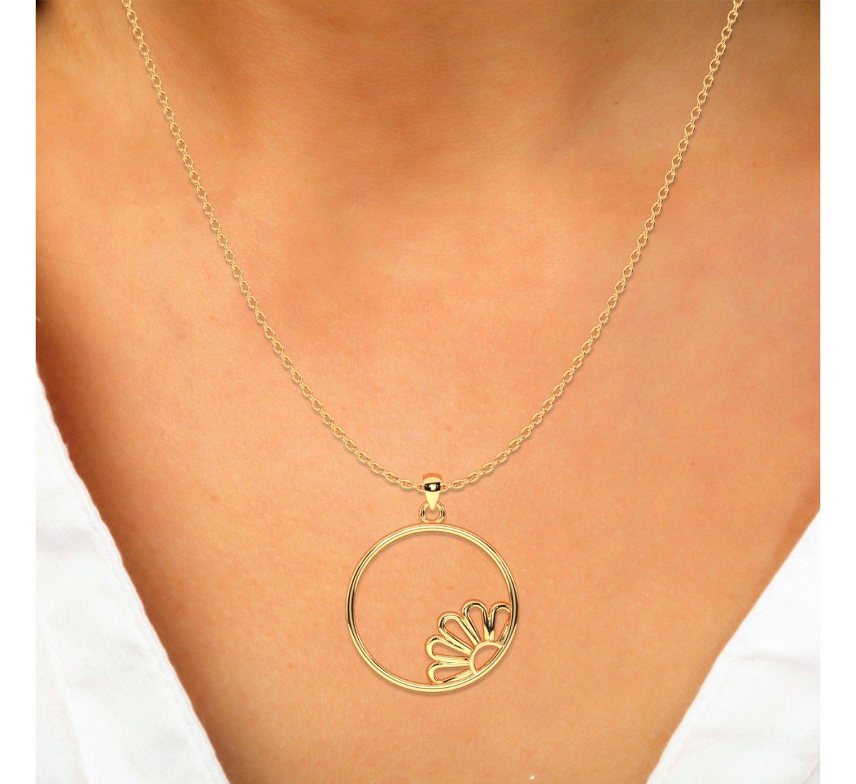 Gold Floral Bloom Pendent