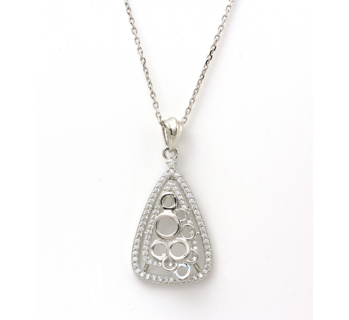 Silver Victory Triangle Pendnet