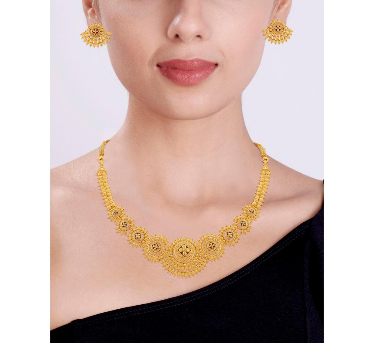 Clara Design Gold Necklace Set