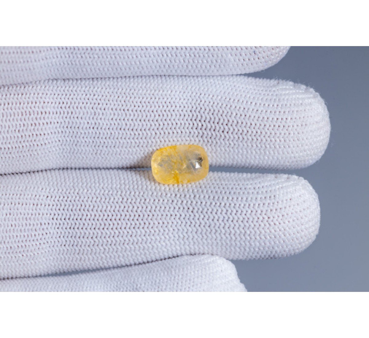 Natural Yellow Sapphire 4.08 Carat