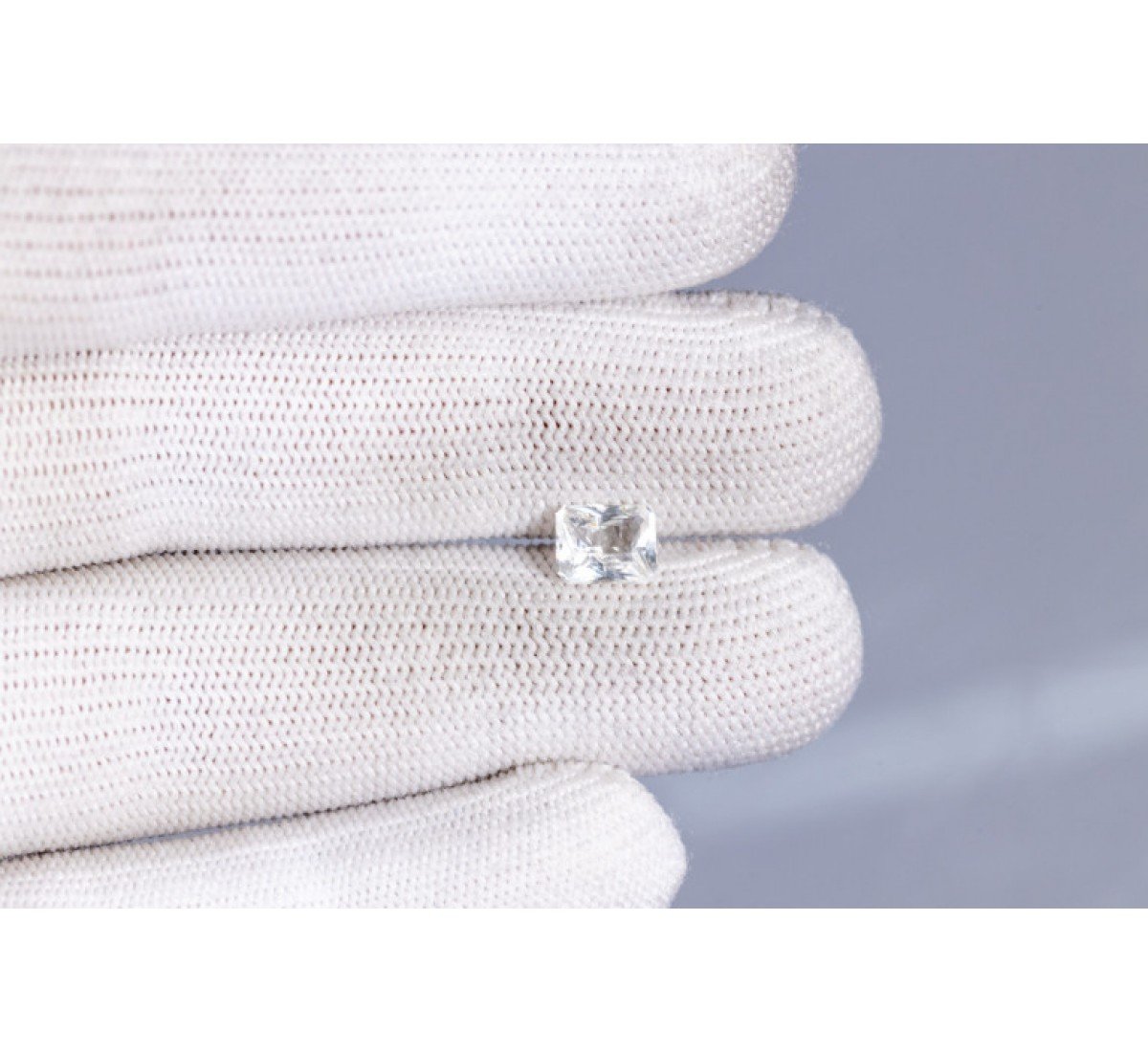 Natural White Sapphire 2.01 Carat