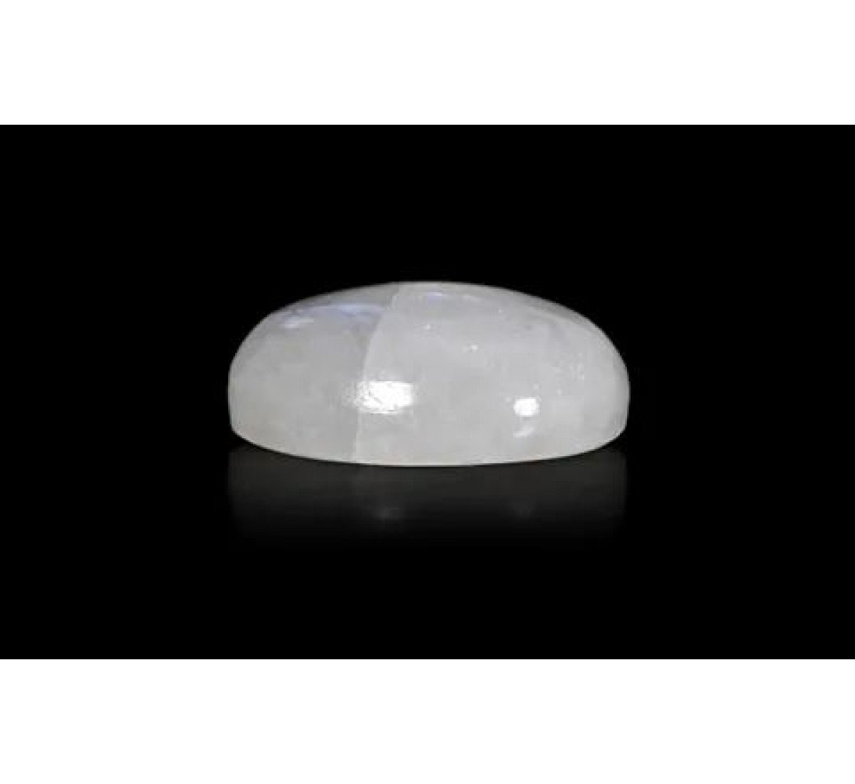 Rainbow Moonstone 14X10 MM 6.53 Carats