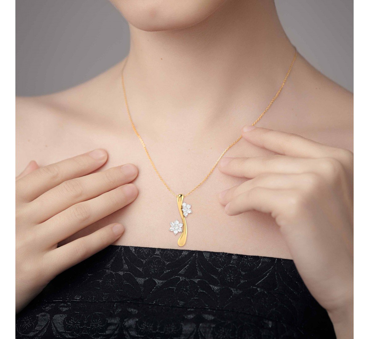 Lillian Aloe Diamond Pendant