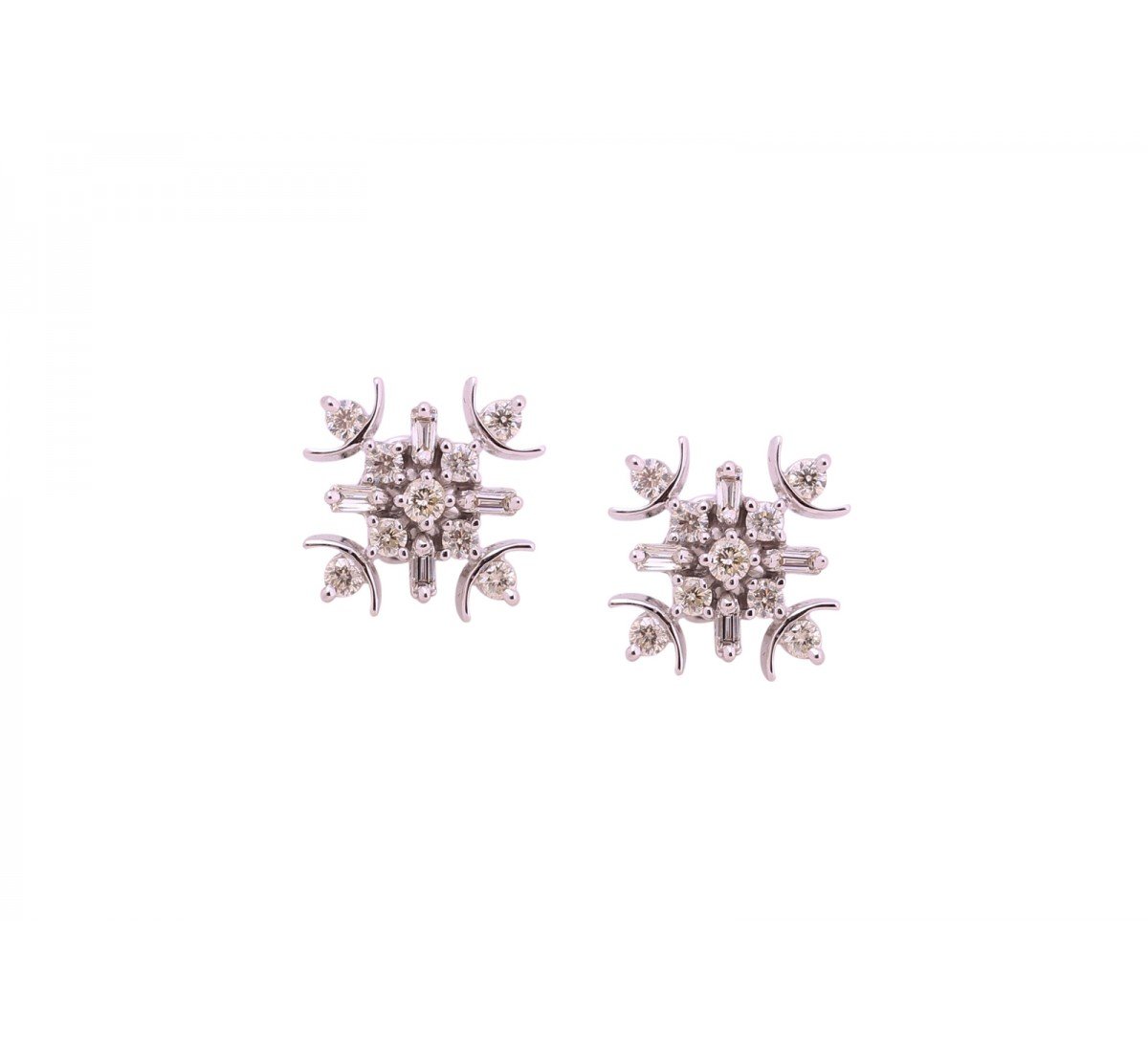 Nofia Stud Diamond Earrings